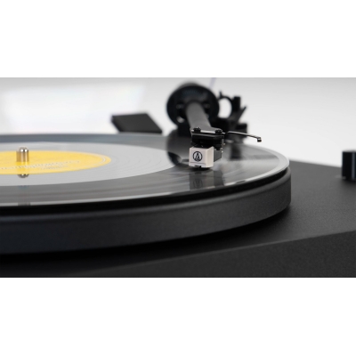 Виниловый проигрыватель с ременным приводом VINYL-13